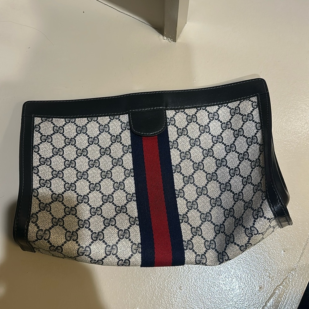 Gucci clutch